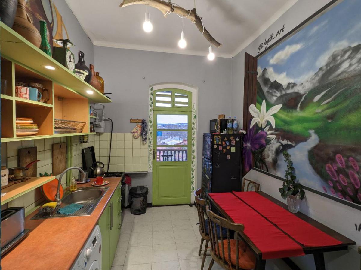 Namaste Hostel Тбілісі Екстер'єр фото
