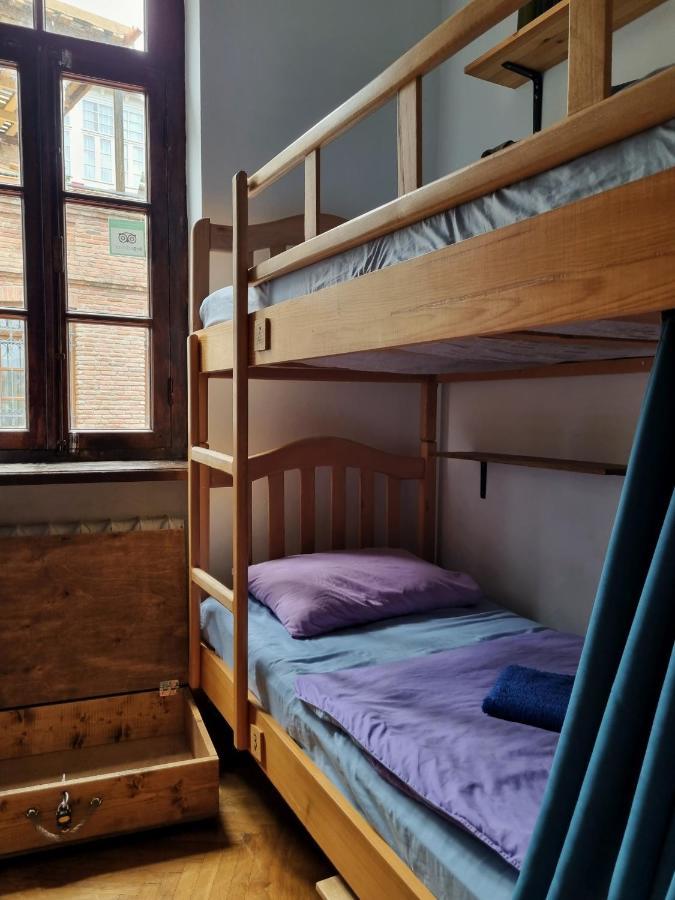 Namaste Hostel Тбілісі Екстер'єр фото